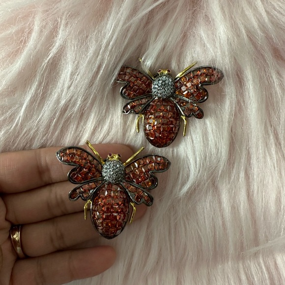 Women very cute premium quality earrings - Picture 6 of 6